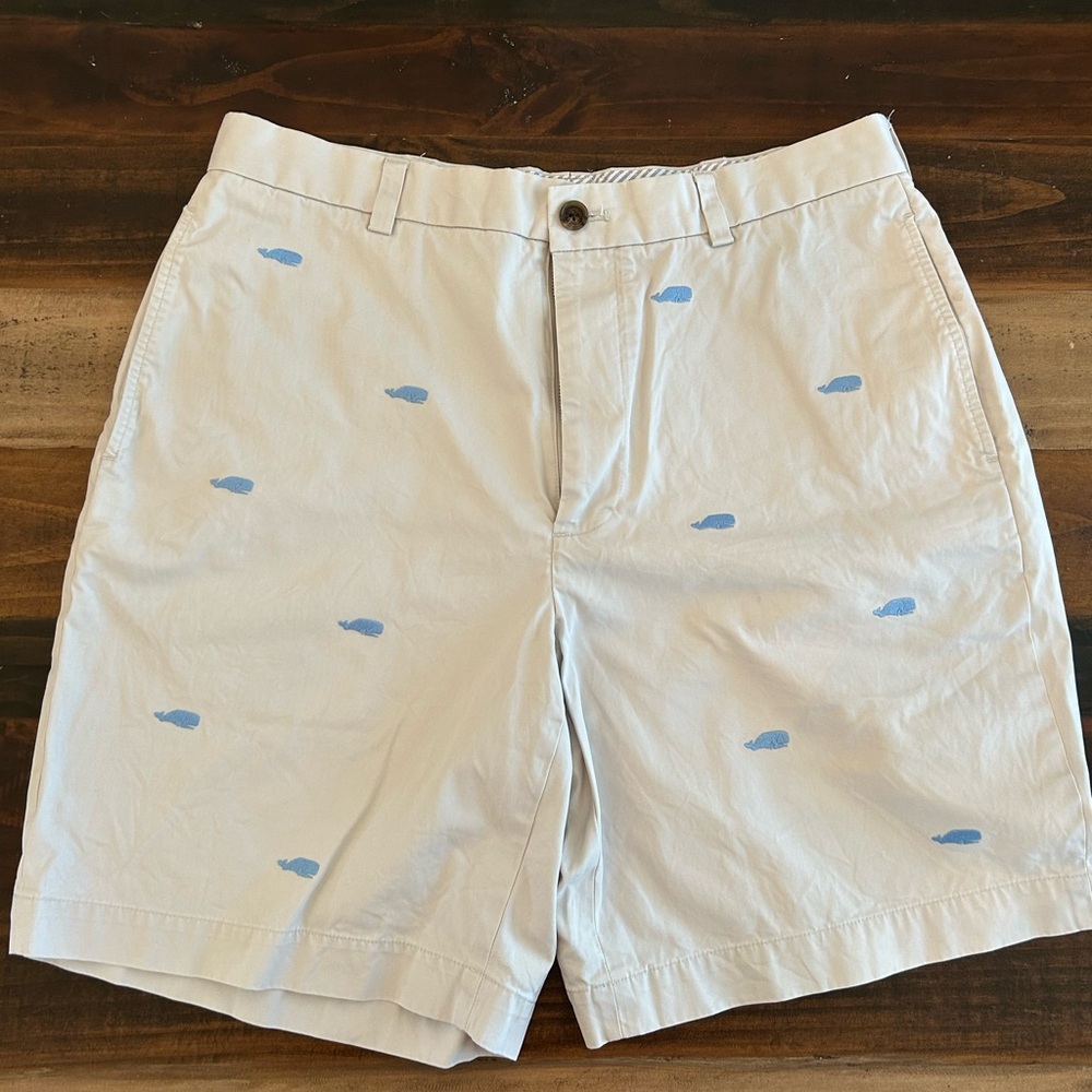 Brooks Brothers Cream and Blue Flat Front Shorts
